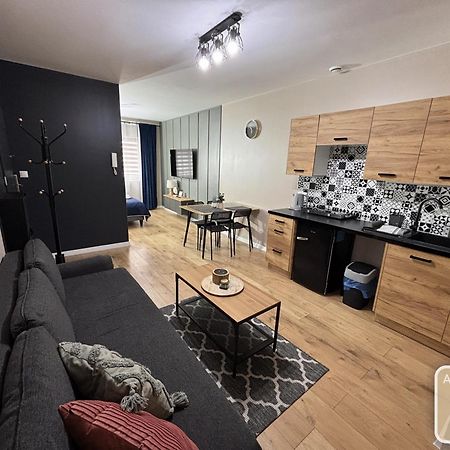 Apartamenty Przy Deptaku W Radomiu Luaran gambar